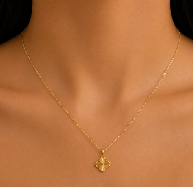 MEDIUM CLOVER CHAIN